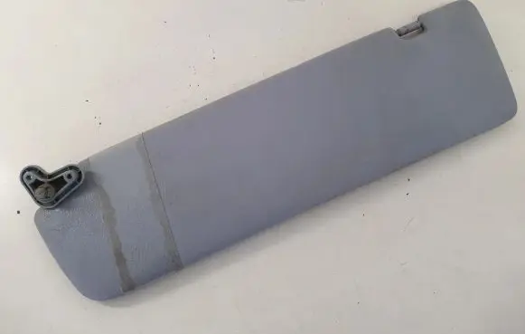 Sun visor