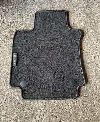 Renault Clio IV Front floor mat 8201657945 100402085