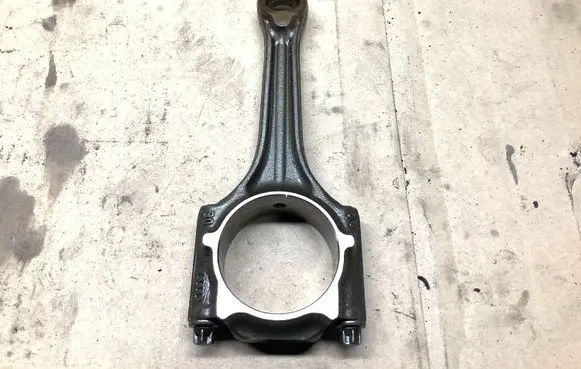 Skoda Octavia Mk2 (1Z) Connecting rod/conrod 06BH