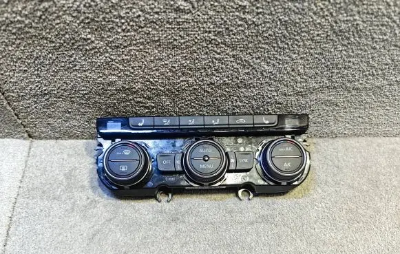 Volkswagen PASSAT B8 Climate control unit 5G0907044AD
