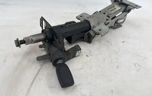 Volvo S60 Steering wheel axle P30680270