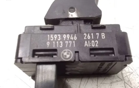 BMW 5 E60 E61 Electric window control switch 9113771