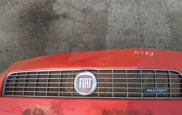 Fiat Punto (188) Front grill