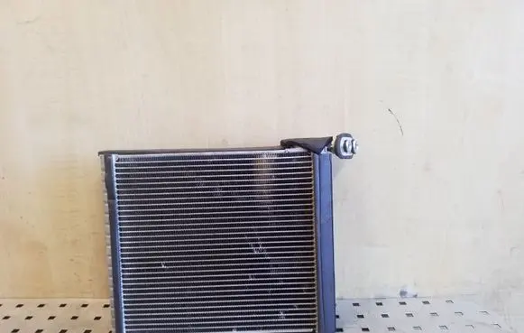 Lexus CT 200H A/C cooling radiator (condenser)