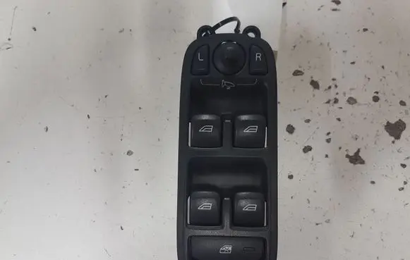 Volvo XC60 Electric window control switch 31334346 HW05SWEA05 10W414