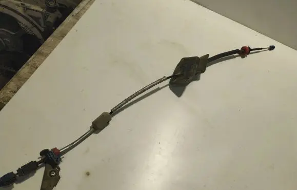 Citroen Xsara Picasso Gear shift cable linkage Ch99010180