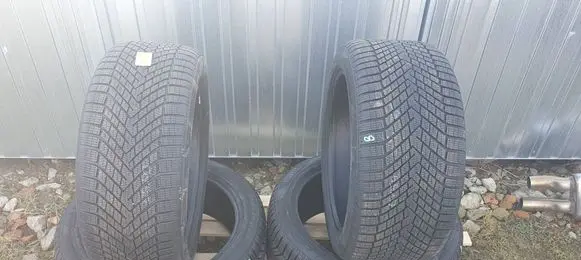 Mercedes-Benz GLE (W166 - C292) R21 summer tire 2854521
