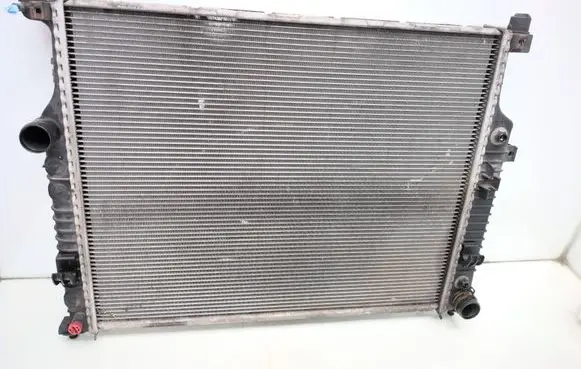 Mercedes-Benz ML W164 Coolant radiator A2515001204 A2515000803