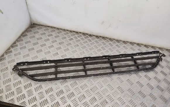 Volvo XC90 Front bumper lower grill 31353373