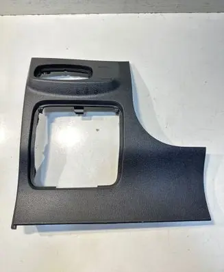 Dashboard lower bottom trim panel