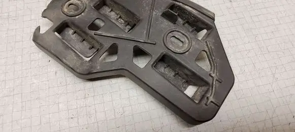 Volkswagen Polo IV 9N3 Front bumper mounting bracket 6Q0807183A