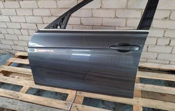 BMW 3 F30 F35 F31 Front door 7298565 9628763 B39