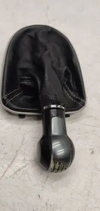 Seat Altea Gear lever shifter trim leather/knob 1P0863279