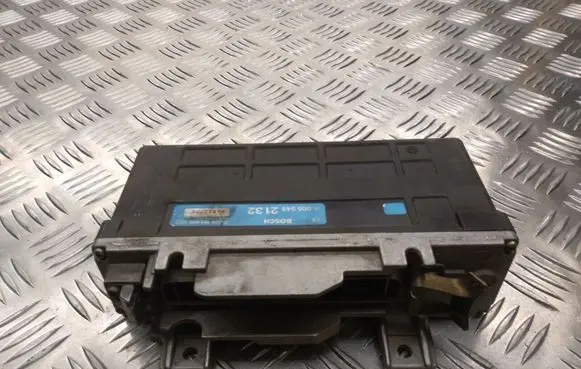 Mercedes-Benz E W124 ABS control unit/module 0055452132 0265101018