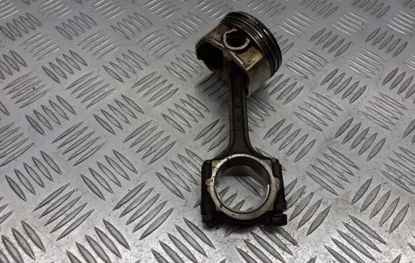 Chevrolet Aveo Piston with connecting rod