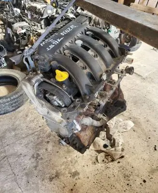 Renault Megane II Engine