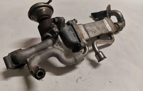 Audi A8 S8 D3 4E EGR valve 057131635F