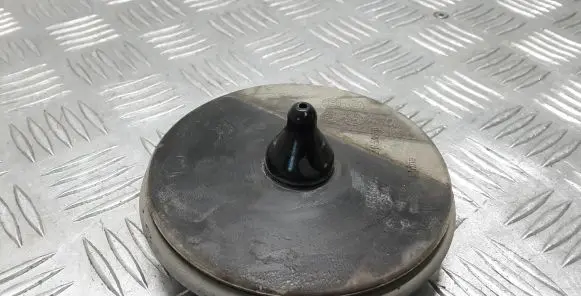 Volvo XC40 Rear coil spring rubber mount 31451678