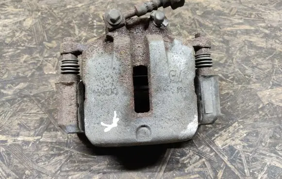 Chevrolet Malibu Front brake caliper