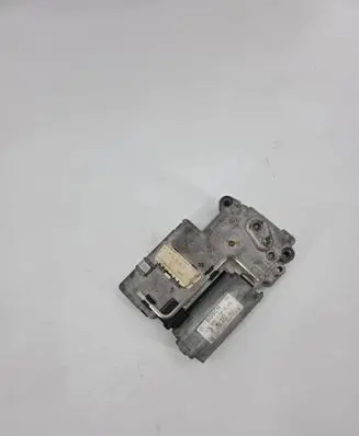 Volkswagen Golf III Sunroof motor/actuator 3A0959731B 848696560