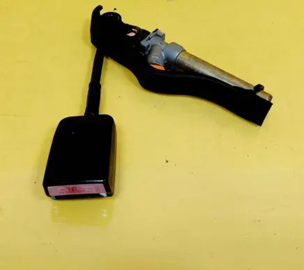 Citroen Xsara Front seatbelt buckle 