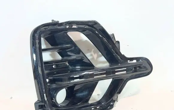 KIA EV3 Front bumper lower grill 8652504000