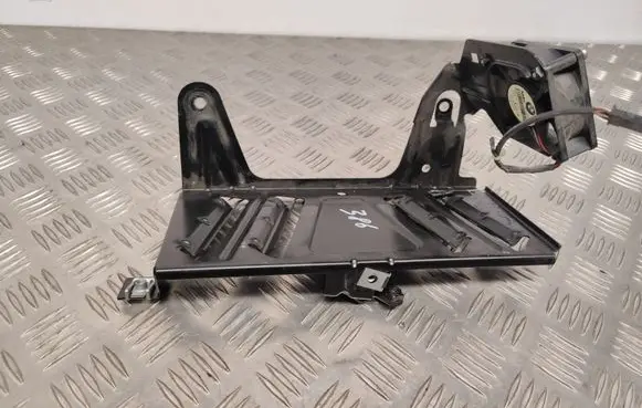 BMW 7 F01 F02 F03 F04 Sound amplifier holder/bracket 9153135