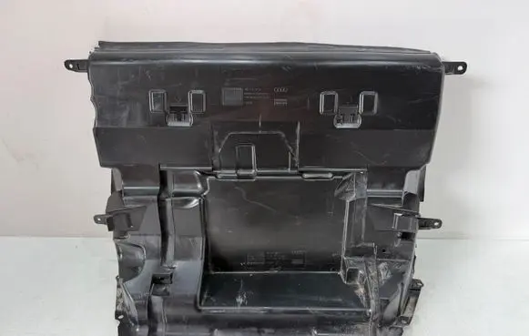 Audi Q8 e-tron Intercooler air guide/duct channel 4KE121293A 4KE121291B