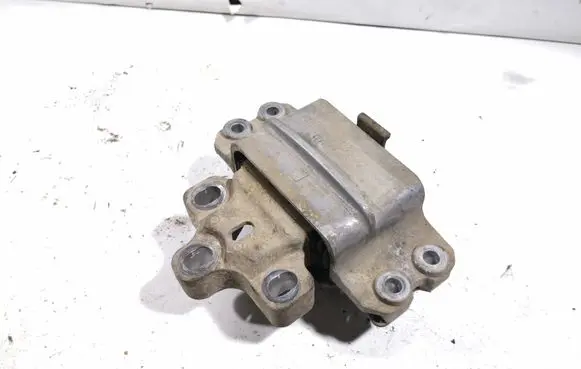 Volkswagen PASSAT B6 Gearbox mount 3C0199555