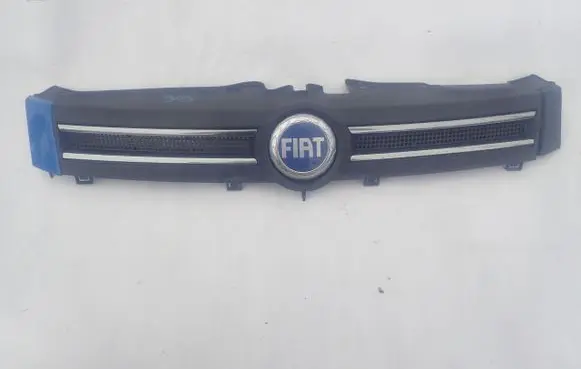 Fiat Panda II Front bumper upper radiator grill 735353899