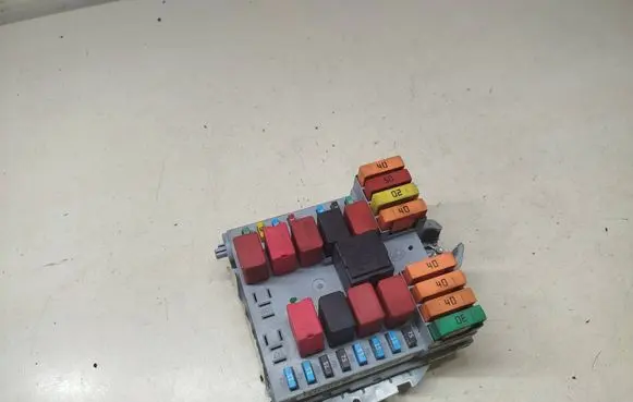 Peugeot Boxer Fuse module 1376610080