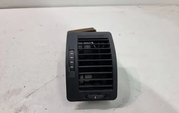 Skoda Octavia Mk2 (1Z) Dashboard side air vent grill/cover trim 1Z0819702A 1606