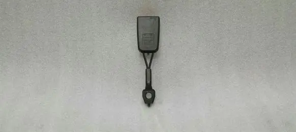 Mercedes-Benz CL C216 Rear seatbelt buckle A2168600169