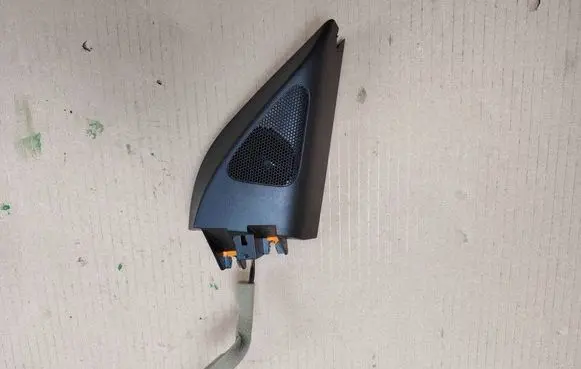 Volkswagen PASSAT B7 Front door high frequency speaker 3AA837994B