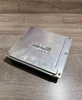 Mercedes-Benz C W203 Engine control unit/module ECU A0001536579 0281010909