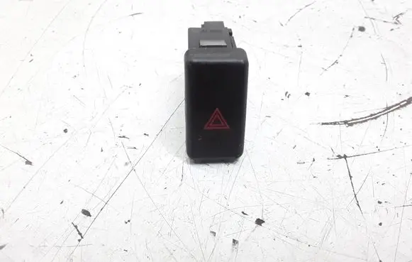 Mazda 3 I Hazard light switch BP4K664H0