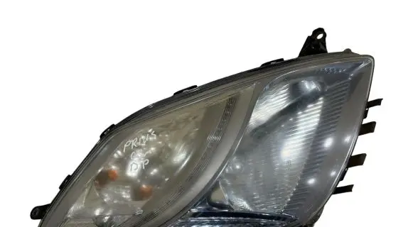 Toyota Prius (XW20) Headlight/headlamp