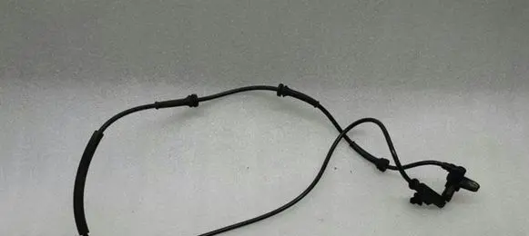 Land Rover Range Rover Sport L320 ABS rear brake sensor SSB500102