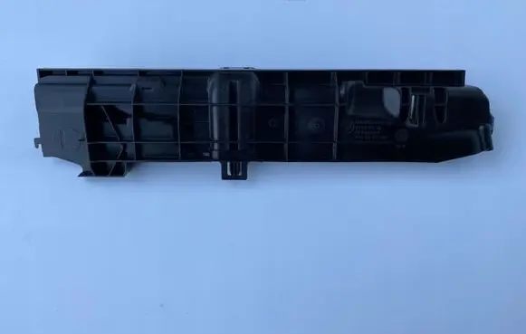 BMW 5 F10 F11 Radiator mount bracket 11074810