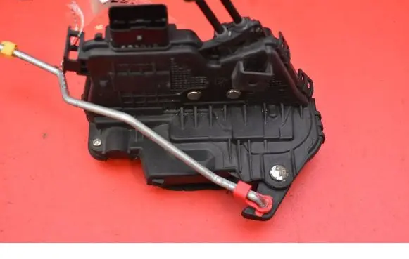 KIA Soul Front door lock