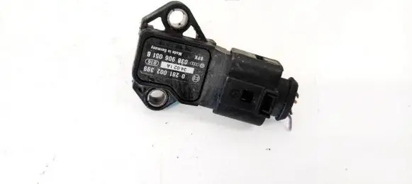 Volkswagen Touran I Air pressure sensor 0281002399 038906051B