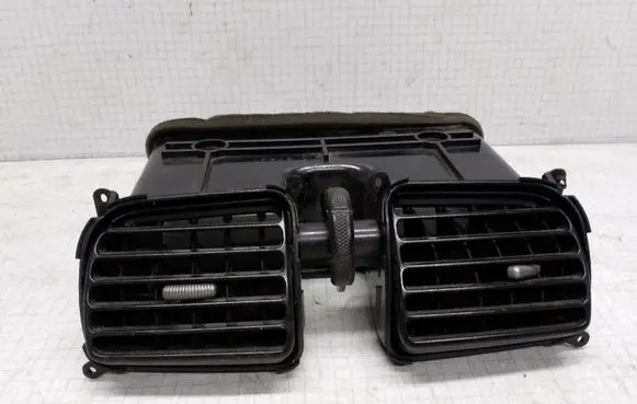 Mitsubishi Space Star Dash center air vent grill MR456712 37431