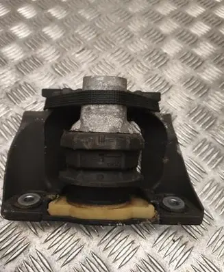 Volvo XC90 Engine mount bracket 326F22
