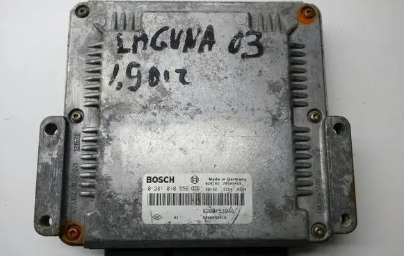 Renault Laguna II Engine control unit/module 0281010556
