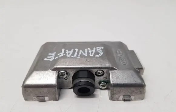 Hyundai Santa Fe Windshield/windscreen camera 958902W100