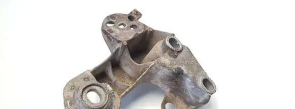 Audi A6 S6 C5 4B Engine mounting bracket 4B0199352D