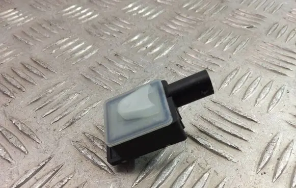 BMW X2 F39 Airbag deployment crash/impact sensor 9305252