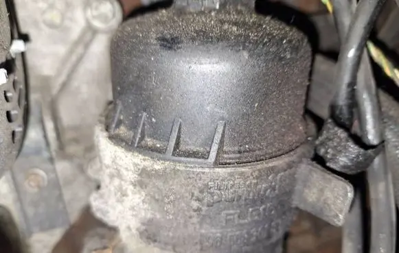 Volvo V50 Oil filter cover 9656830180