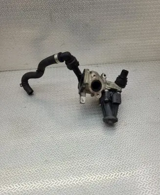Jaguar XE EGR valve G4D39D475AB 5027643201