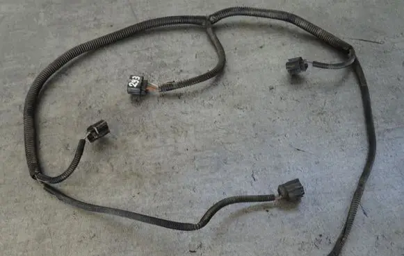 Renault Latitude (L70) Front door wiring loom/harness boot 